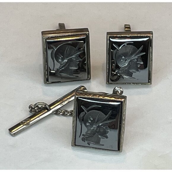 Sterling Silver & Hematite Cameo Soldier Cufflinks & Tie Clip Set - Picture 2 of 11